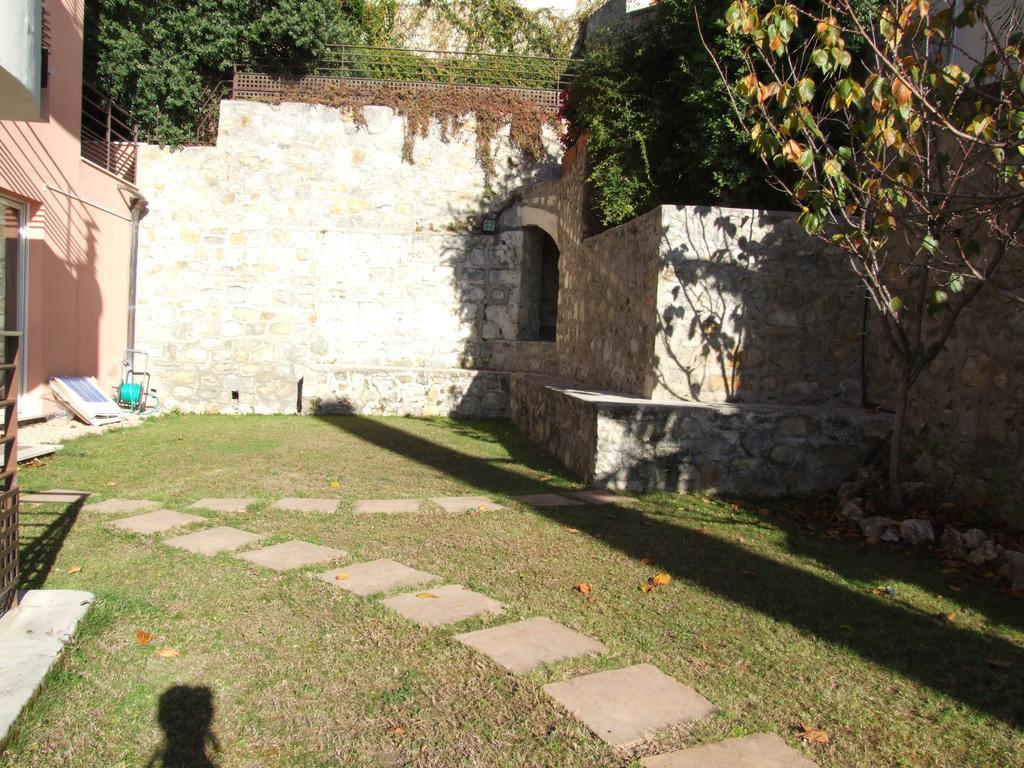 Appartement Au Chateau Vallaya Menton Exteriör bild